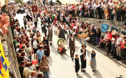 Kamnik (Slo), 13 settembre 2009: sfilata al 39° Dnevi Narodni Noš